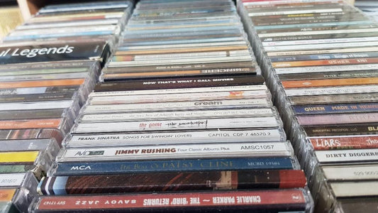 Music CD (compact disc) The Music format Revival 2022 - music-cd