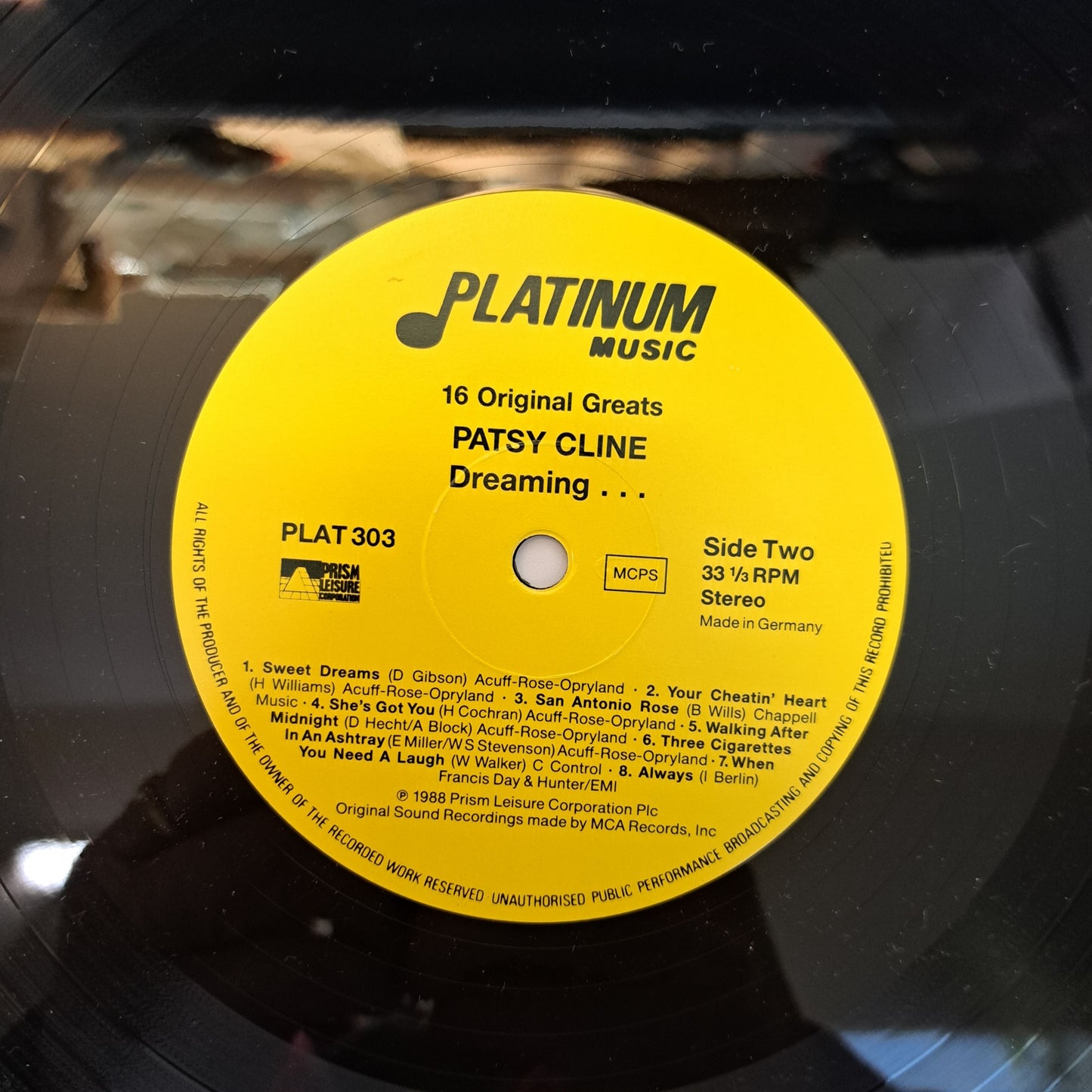 Patsy Cline - Dreaming... ~ 16 Original greats (Vinyl LP) NM/NM