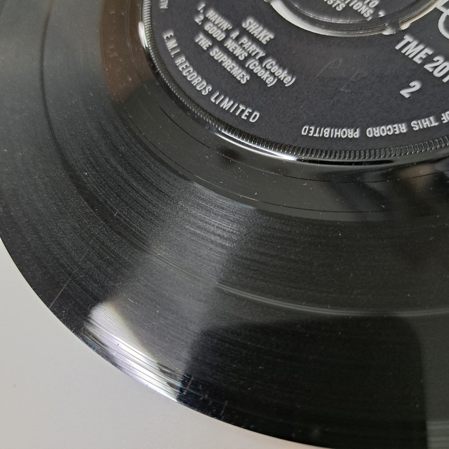 Supremes - Shake (Vinyl 7" EP UK 1966 Motown) VG/EX